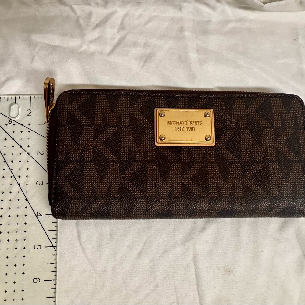 Michael Kors Brown Wallet with Gold Accents - Picture 8 of 9